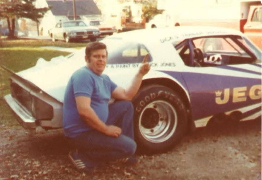 Dennis after buying this car off of Gregory/St.Amant racing team Don Gregory went on to drive the car along with Wayne Watercutter over the years